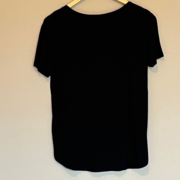 (Set of 4) Carly Jean Los Angelos Favorite Scoop Neck Tee - Picture 16 of 16